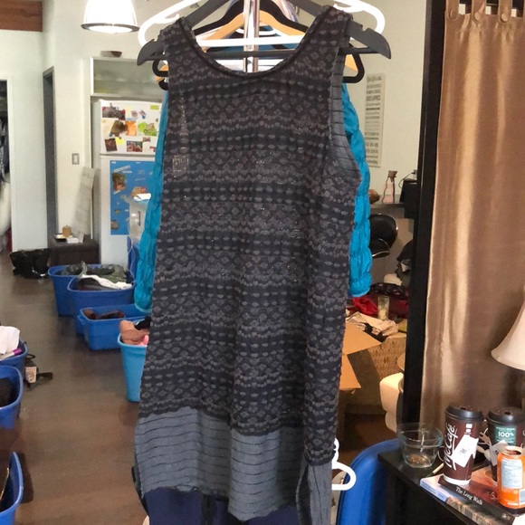 Le Blanc Mouton Textured Long Tank - Picture 4 of 5